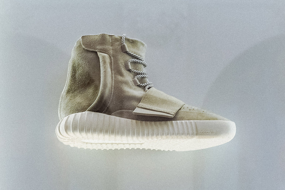 Adidas Yeezy 750 Boost Set to Release on Valentine’s Day
