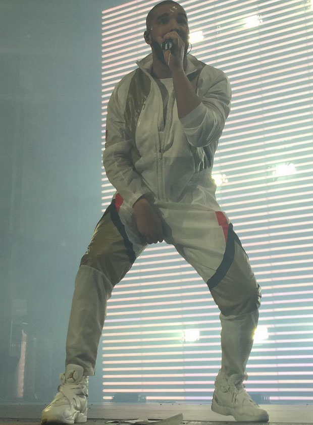 Drake Wears a Jordan Flight suit and OVO x Air Jordan 8 At The 2015 OVO Fest