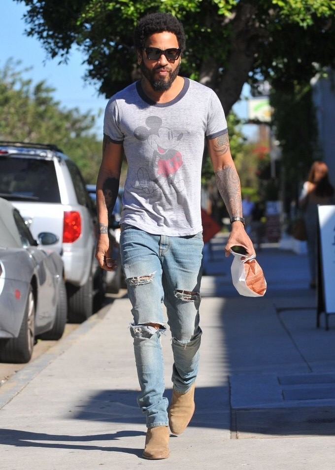 Spotted: Lenny Kravitz In Mickey Mouse Tee