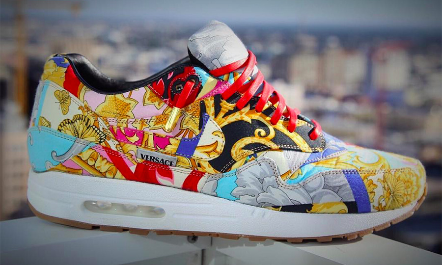 Nike x Versace / AirMax 1 “What The Versace” – PAUSE Online | Men's  Fashion, Street Style, Fashion News \u0026 Streetwear