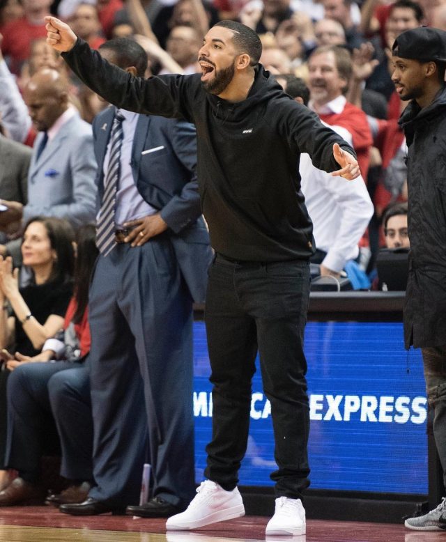 Spotted: Drake in OVO SS16 Pullover & Nike Sneakers