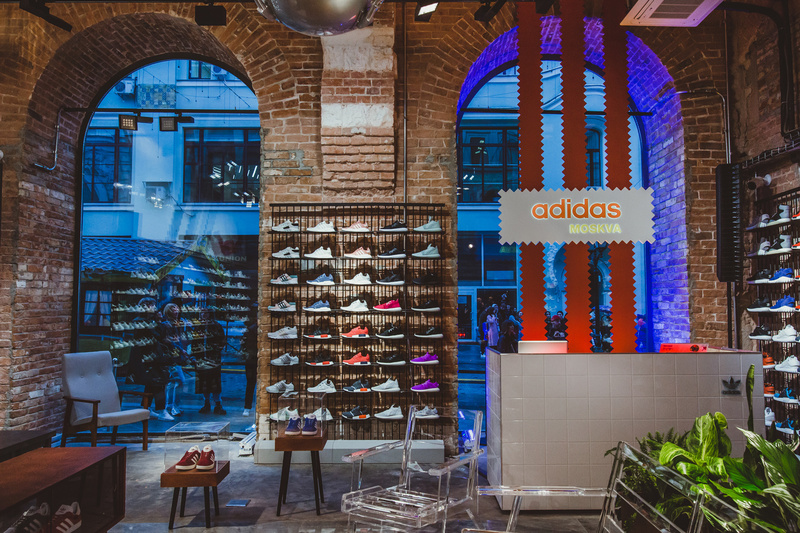 adidas venice store