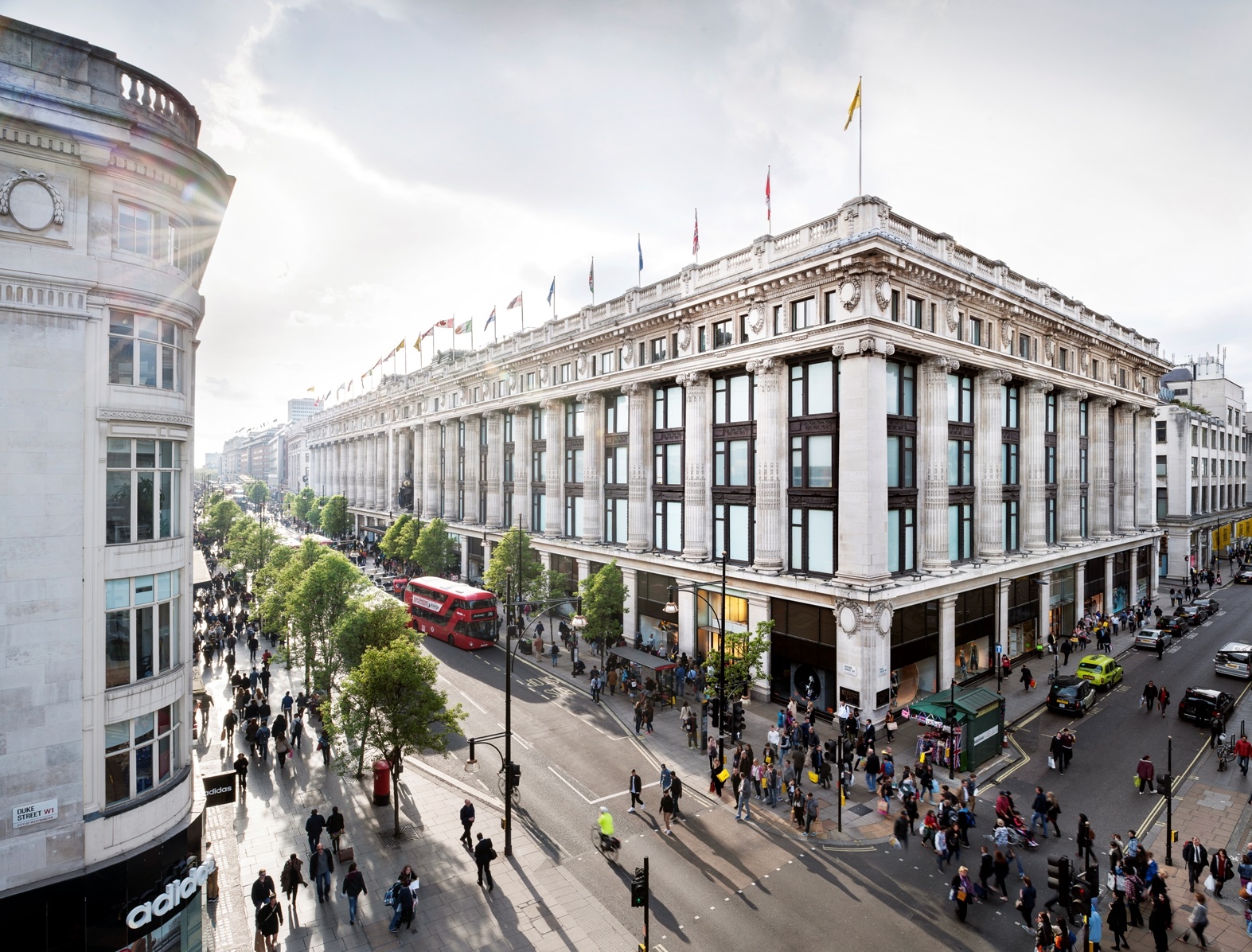 PAUSE Guide: Where To Shop This Christmas In London