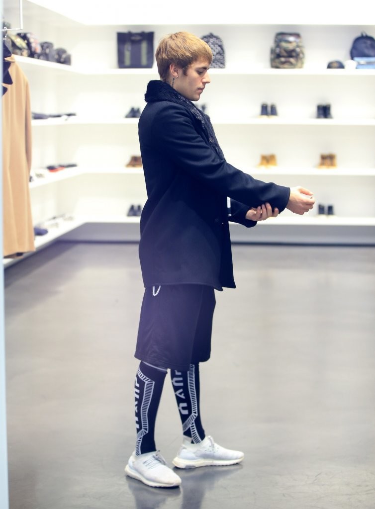 SPOTTED: Justin Bieber In The Saint Laurent Beverly Hills Store