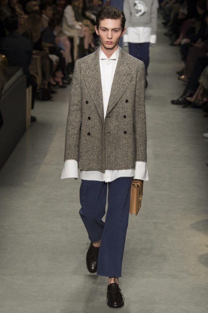 From Asymmetry to Deconstruction: What We Think of Burberry’s February ...