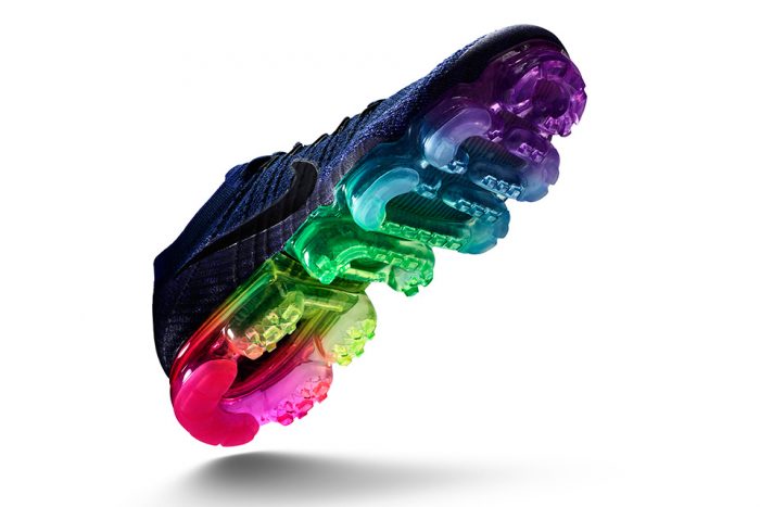 vapormax pride