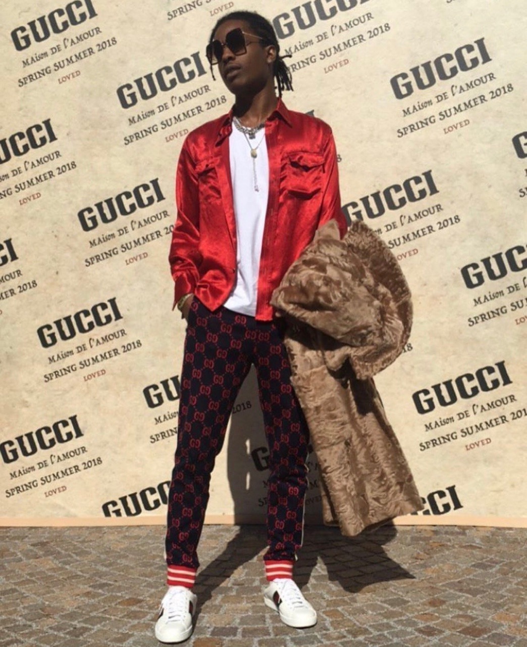 ASAP Rocky Attends Gucci SS18 Show Wearing Full Gucci Outfit - VIBZN