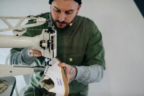 How To Prep And Paint Sneakers With The Shoe Surgeon - Farfetch