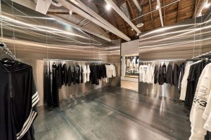 y 3 store