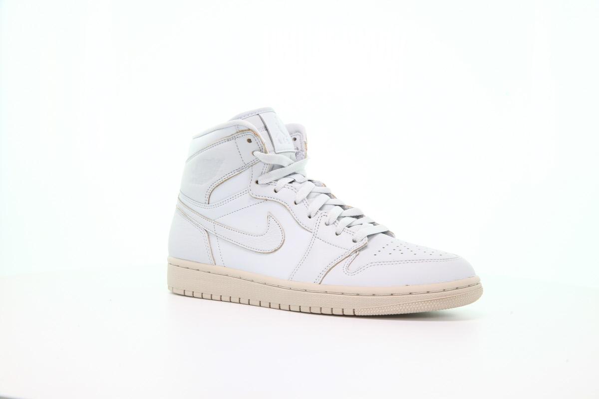 Air Jordan 1 Retro High Prem in “Pure Platinum” & “Black” – PAUSE