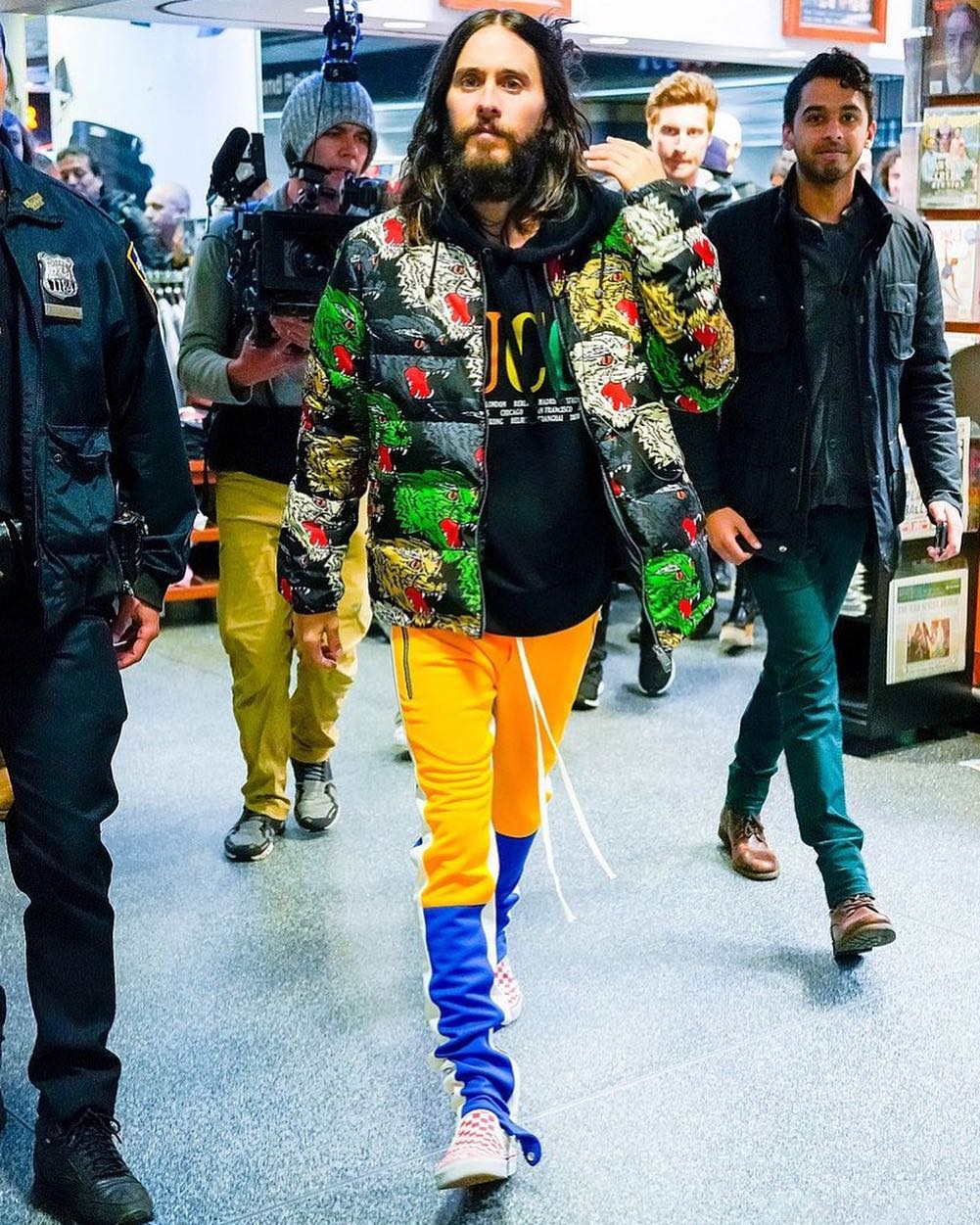 sikkerhed mærke oversættelse SPOTTED: Jared Leto in Gucci, Vans and Fear Of God – PAUSE Online | Men's  Fashion, Street Style, Fashion News & Streetwear