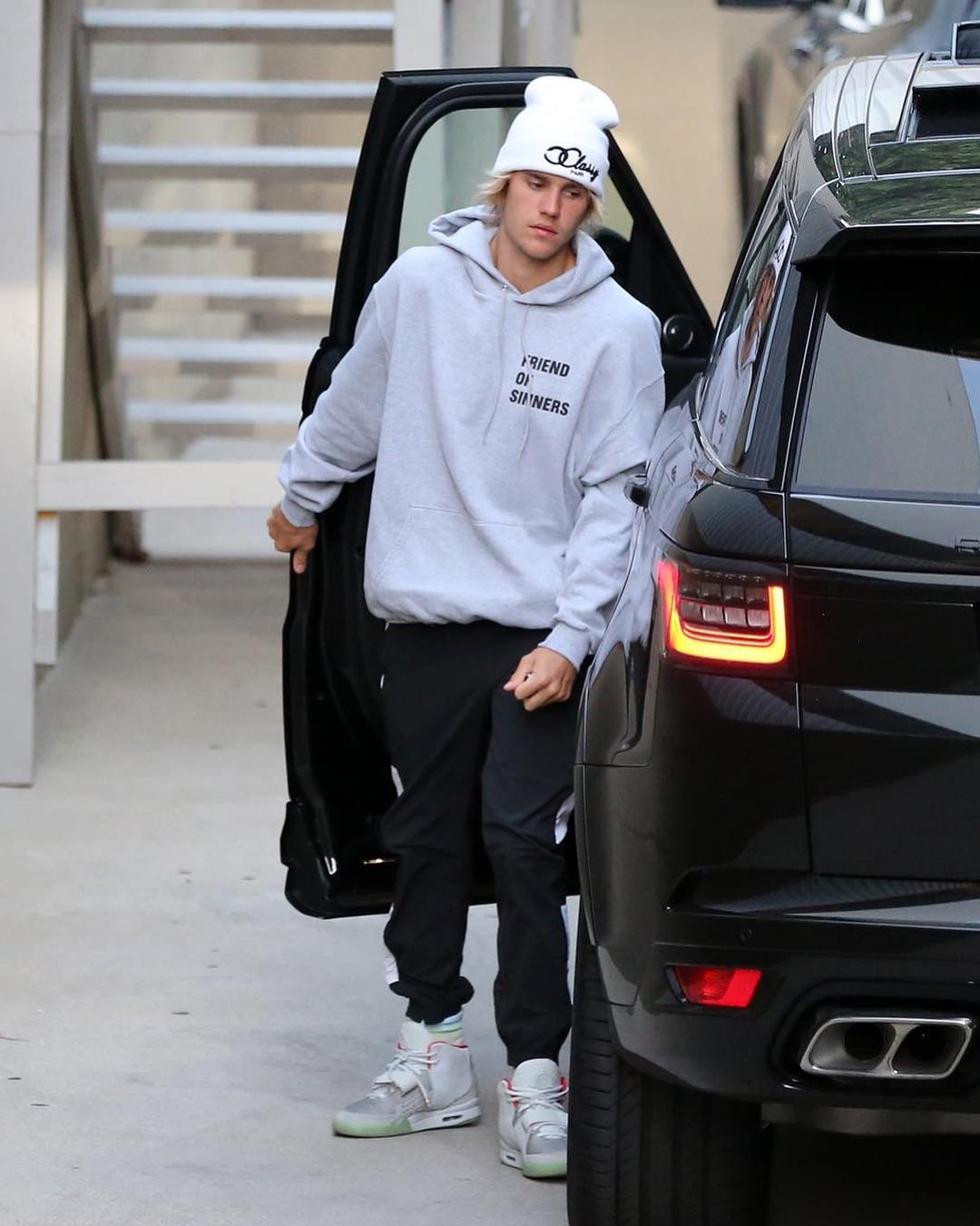 Justin bieber sales adidas yeezy