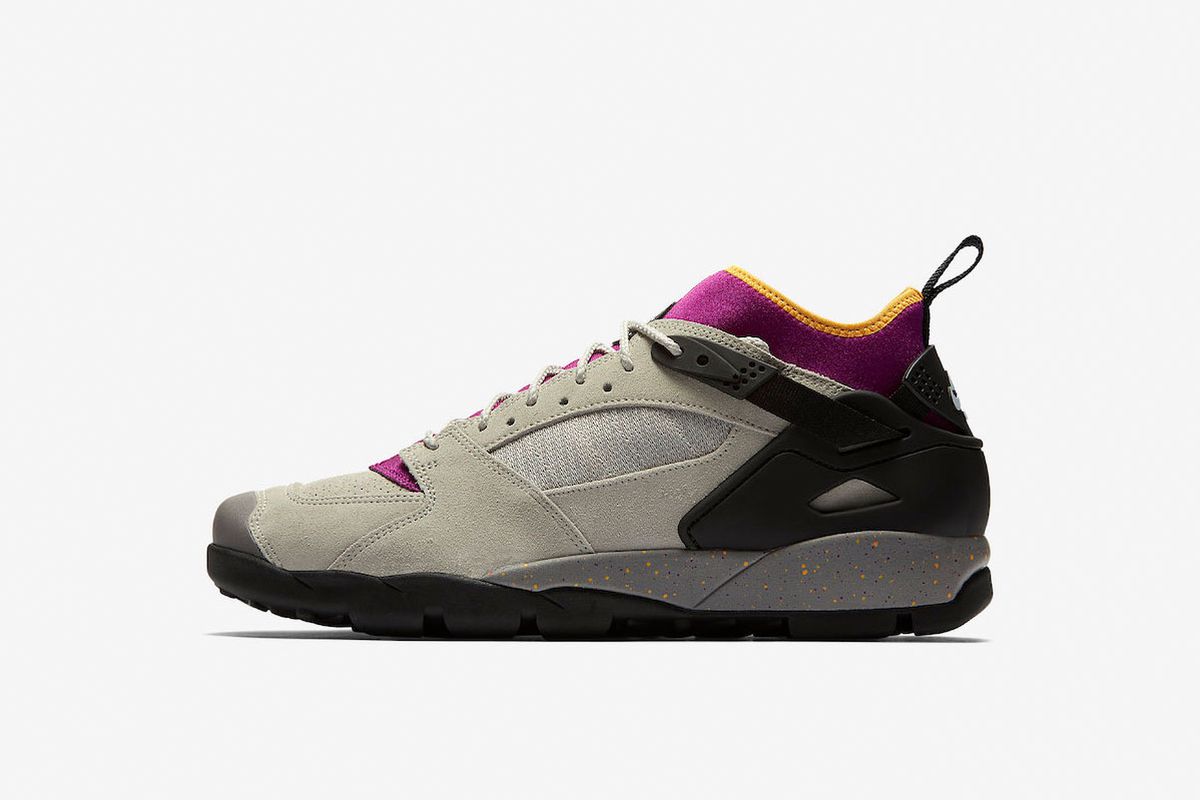 Nike ACG Air Rivaderchi