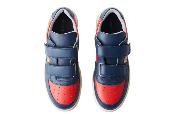 perey-lettering-blue-red-above