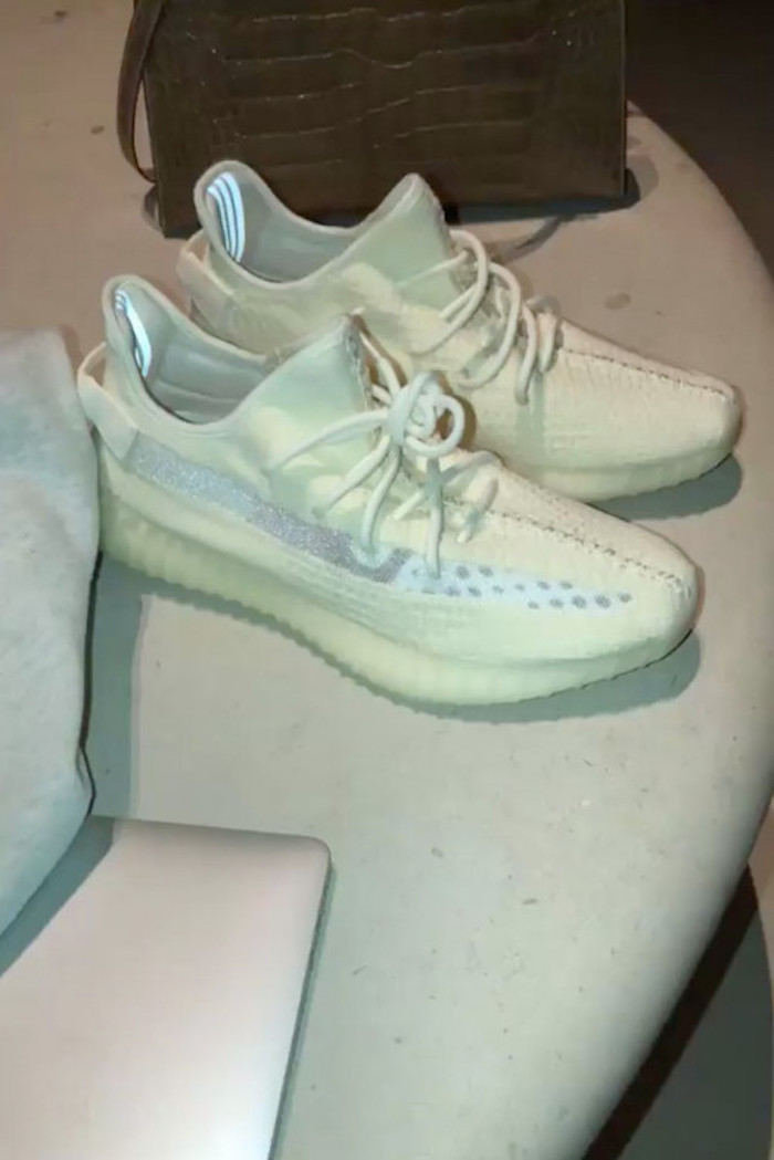 Yeezy boost best sale 350 kim kardashian