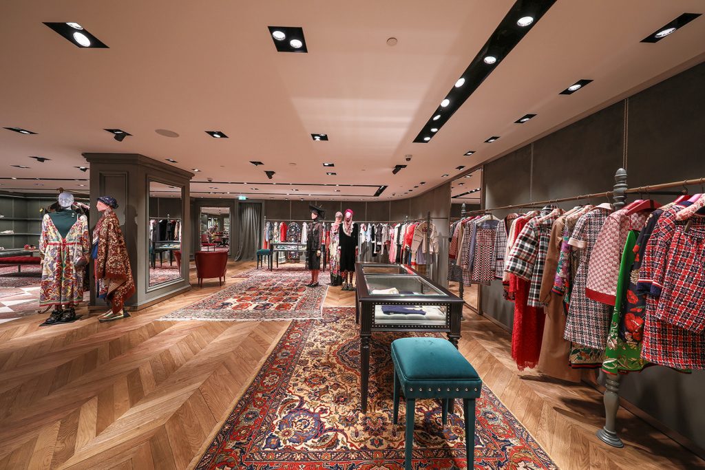 Take a Look at Gucci’s Revamped Flagship Store in London – PAUSE Online ...