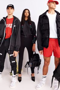 View Versus Versace’s Spring 2019 Ready-to-Wear Offerings – PAUSE ...