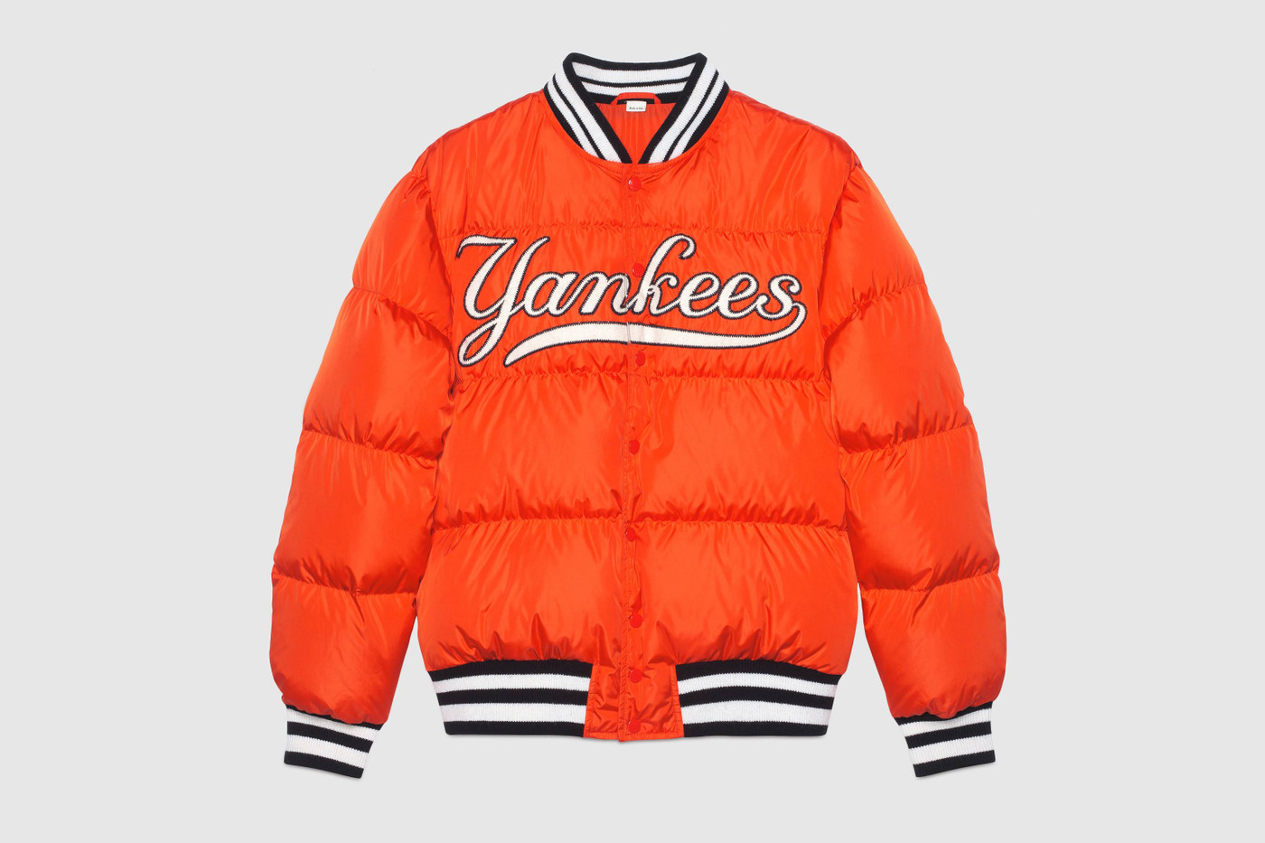 høj Gud subtraktion Gucci and NY Yankees Team Up On Apparel Collection – PAUSE Online | Men's  Fashion, Street Style, Fashion News & Streetwear