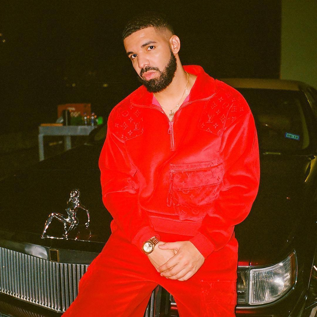 SPOTTED: Drake In Nike and Louis Vuitton Bag – PAUSE Online