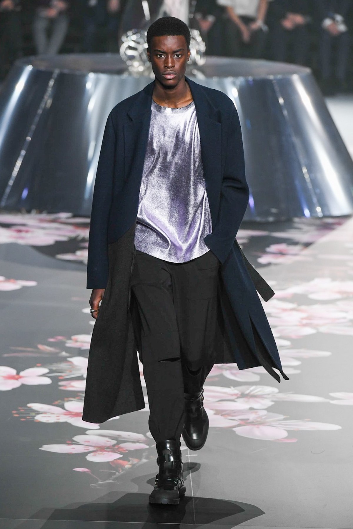 Check Out The Dior Men Pre-Fall 2019 Tokyo Show – PAUSE Online | Men's ...
