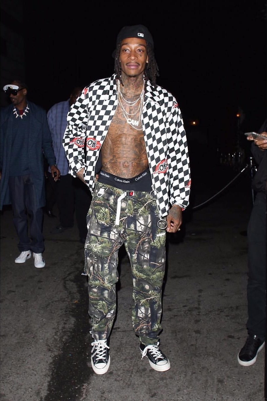 Wiz khalifa cheap custom converse