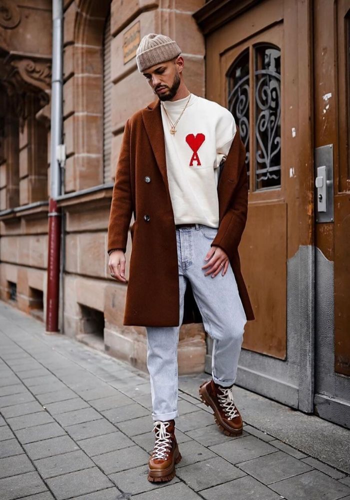 PAUSE Highlights: The AMI Paris Sweater – PAUSE Online | Men's Fashion, Street Style, Fashion News & Streetwear