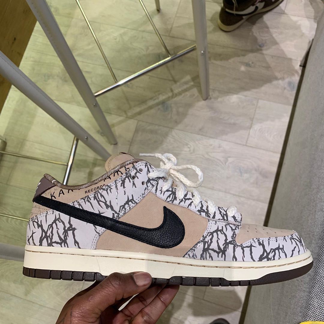 A Closer Look at Travis Scott's Nike SB Dunk Low