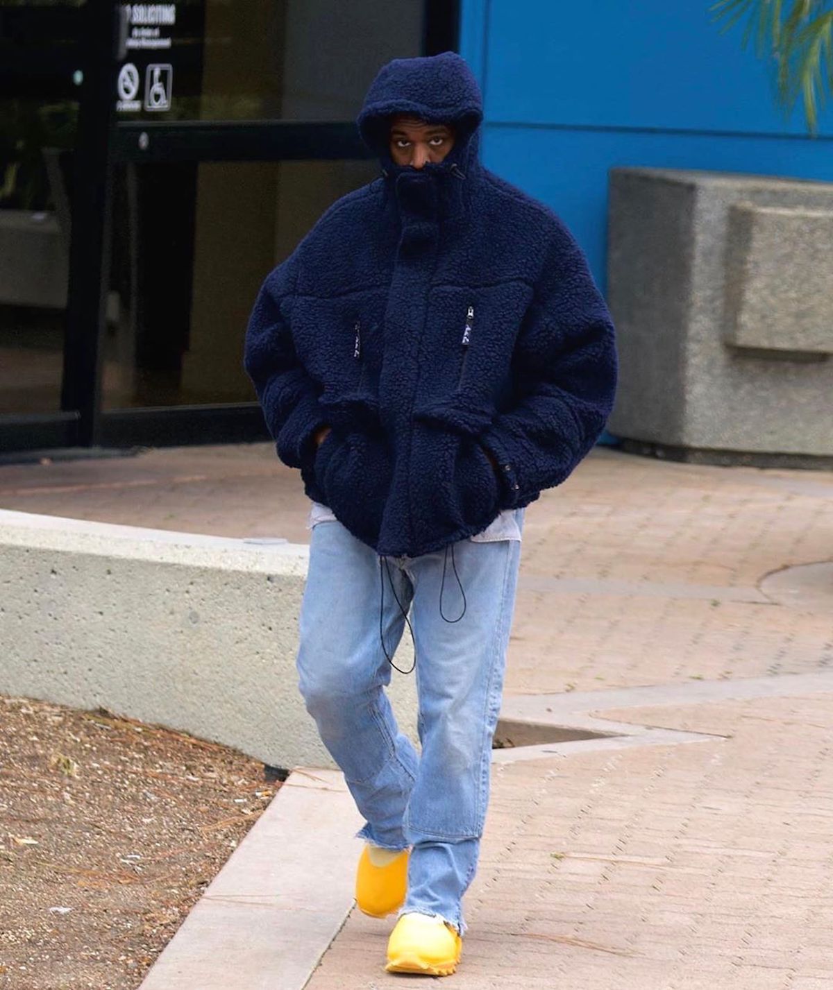 SPOTTED: Kanye West Steps out in YEEZY Season 8, Martine Rose & Levi's –  PAUSE Online | Men's Fashion, Street Style, Fashion News & Streetwear