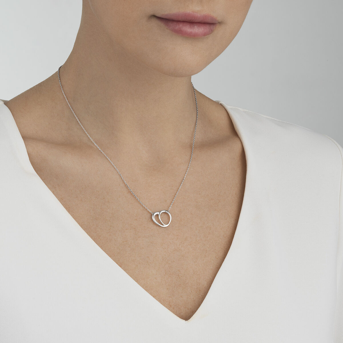 How to Choose the Right Length for Your Necklace