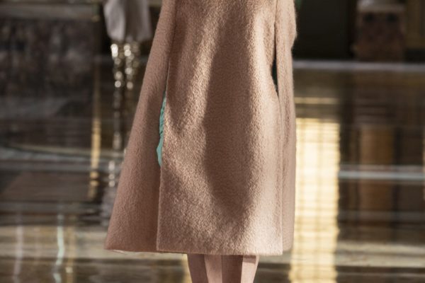 00053-Valentino-Couture-Spring-21