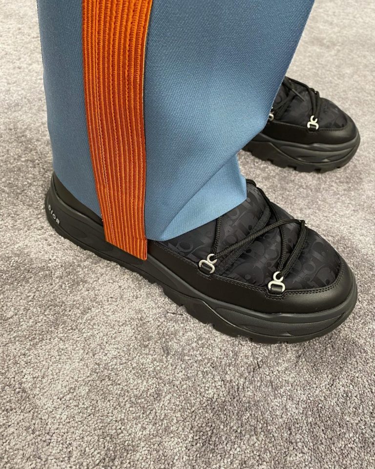 dr martens 24991001