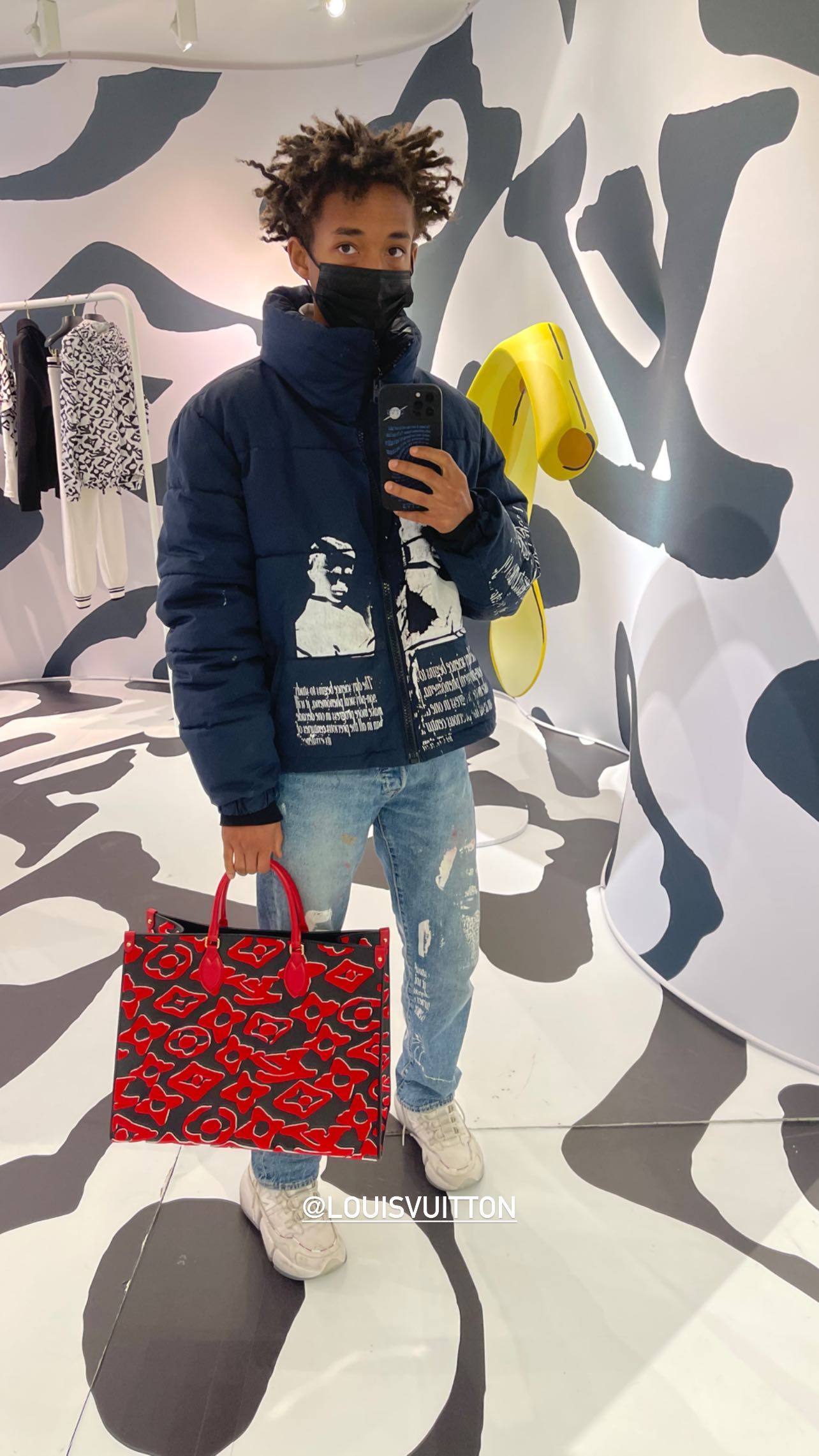 SPOTTED: Jaden Smith Spotlights Louis Vuitton x Urs Fischer Bag – PAUSE  Online