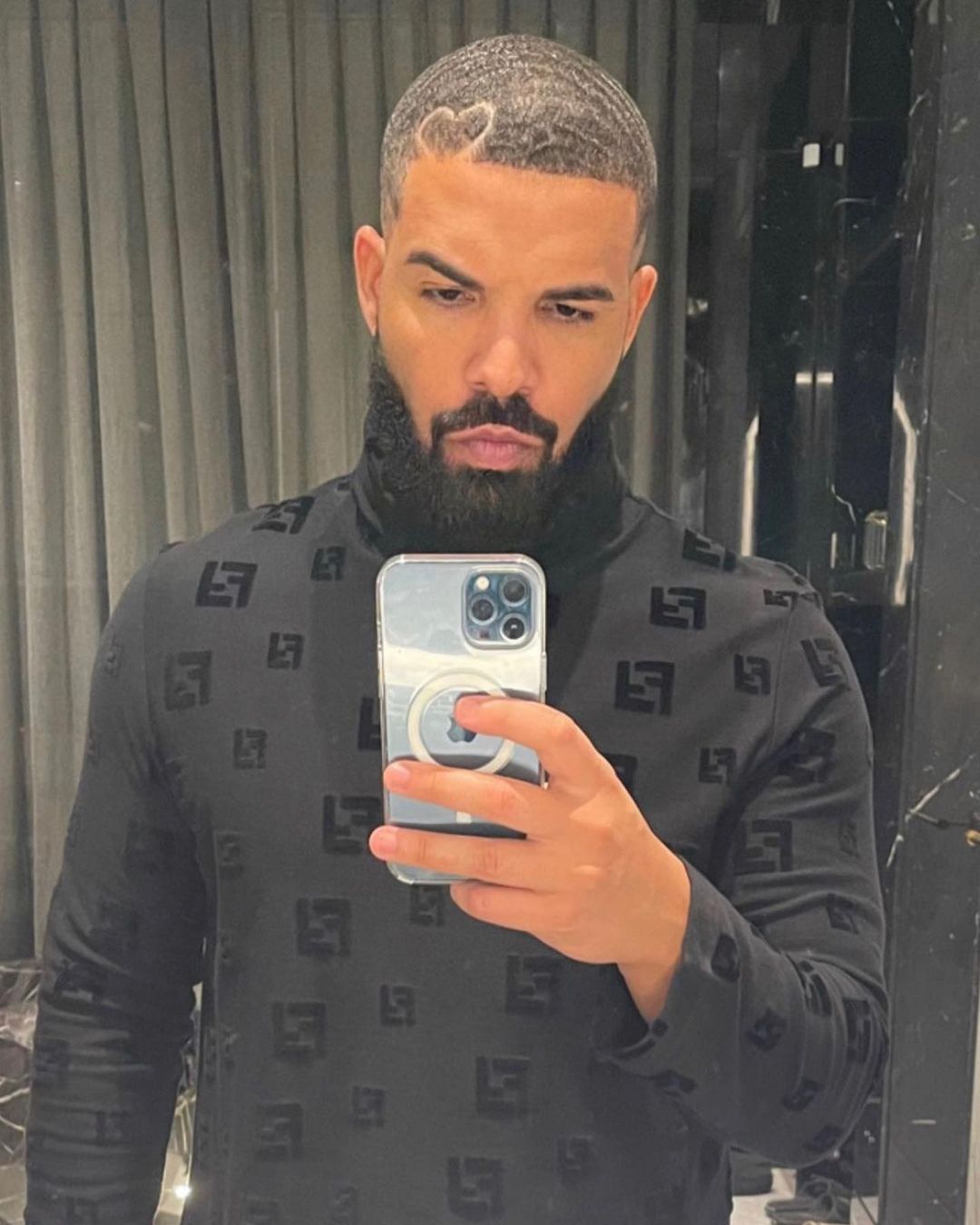 drake turtleneck outfit