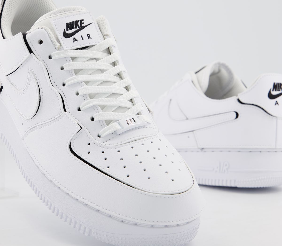 PAUSE Picks: 5 Sneaker Releases Of The Week