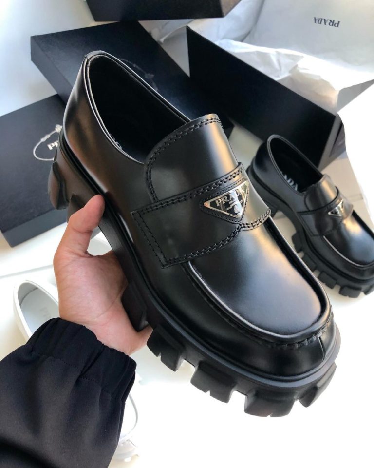 monolith brushed leather pointed loafers