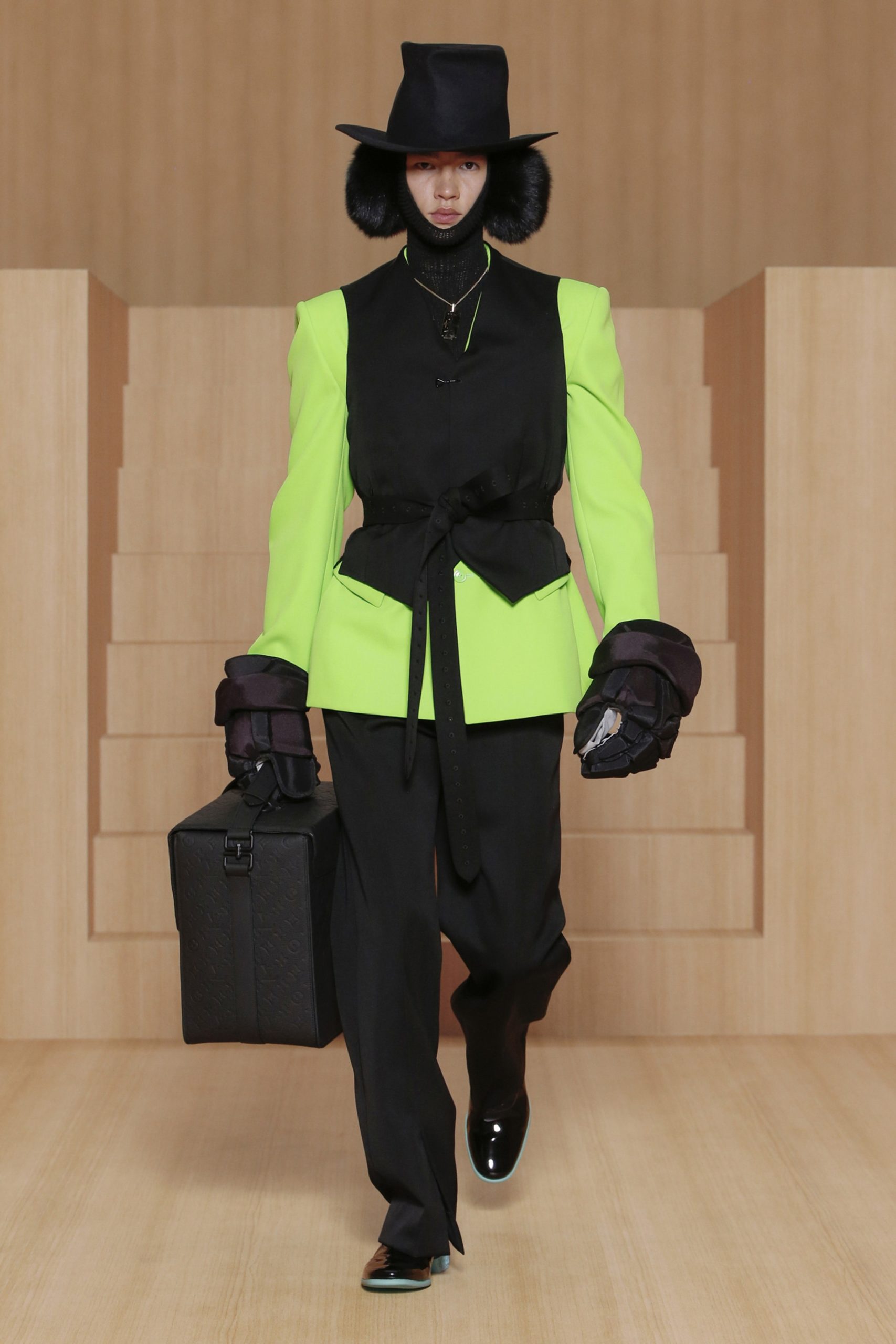 Louis Vuitton Menswear Spring 2022 Show From Miami – PAUSE Online