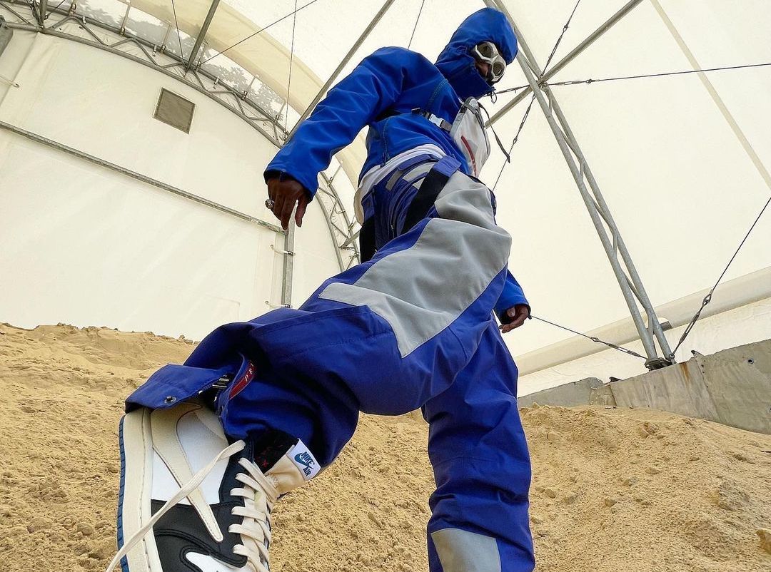 SPOTTED: Bloody Osiris gets Tactical in All-Blue Getup