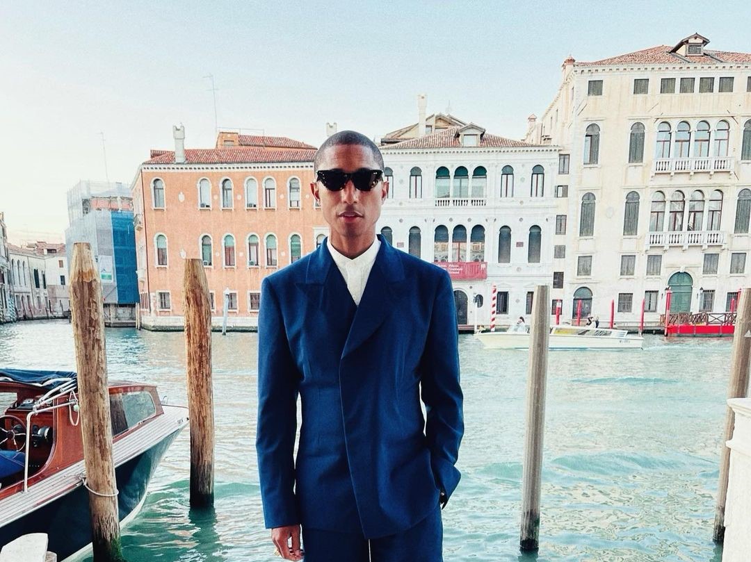 SPOTTED: Pharrell Holidays in Smart-Casual Outfit