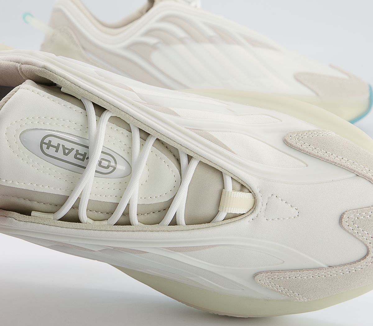 PAUSE Picks: 5 Sneaker Releases of the Week