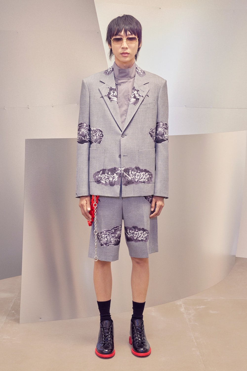 Louis Vuitton Opens SoHo Pop-Up for Its Men's Pre-Fall 2022 Collection –  Footwear News