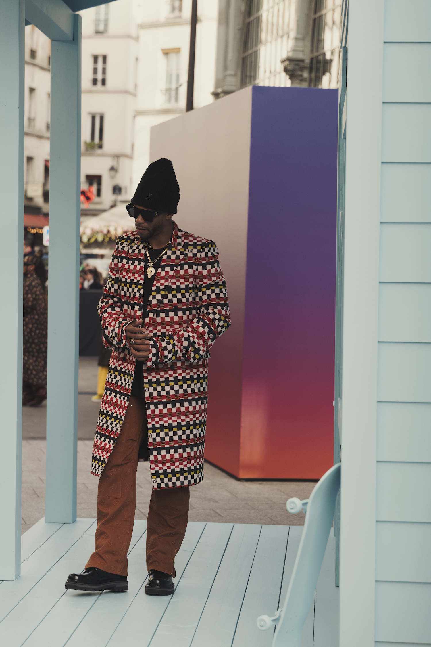 Street Style Shots: Guests @ Louis Vuitton PFW Show – PAUSE Online