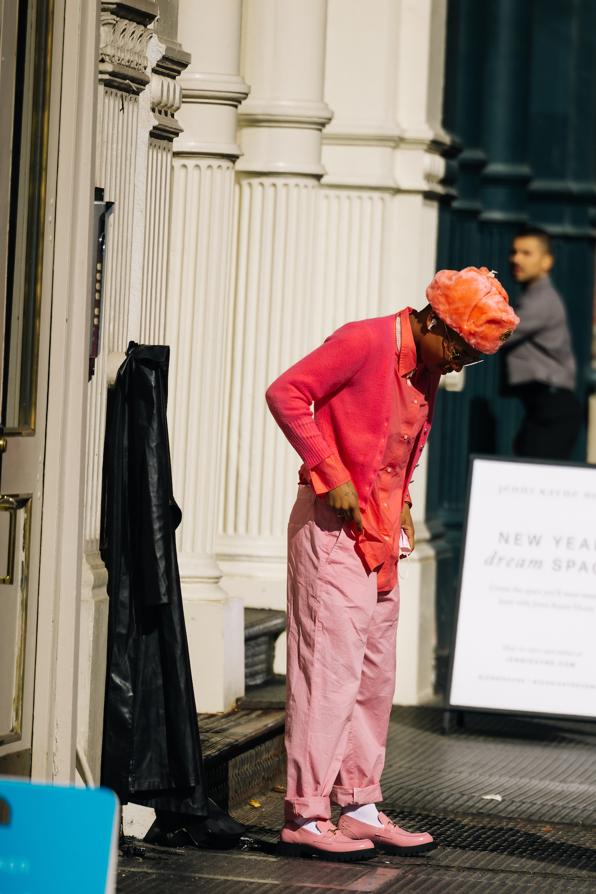 PAUSE or Skip: Off-White Burrow Tote – PAUSE Online  Men's Fashion, Street  Style, Fashion News & Streetwear