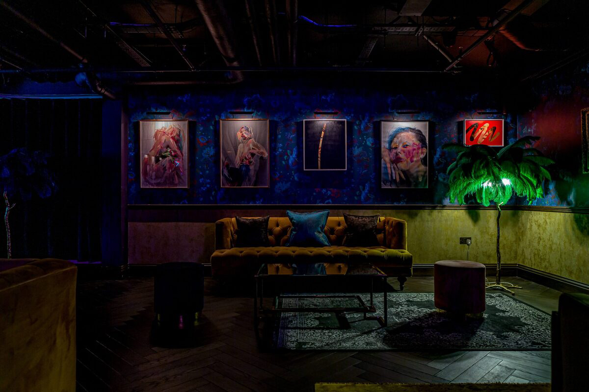 PAUSE EATS: PARK ROW- The Ultimate Immersive Dining Experience
