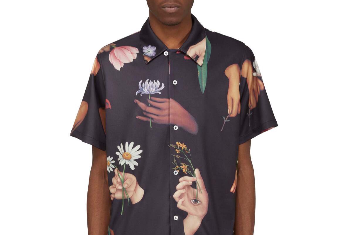 PAUSE or SKIP: 3.PARADIS 12 Ways of Holding a Flower Shirt