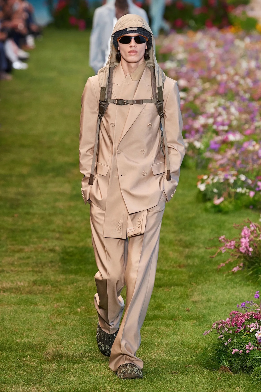 Dior Men Fall 2023 discover all the looks and celebrities who attended the  show  The Blonde Salad