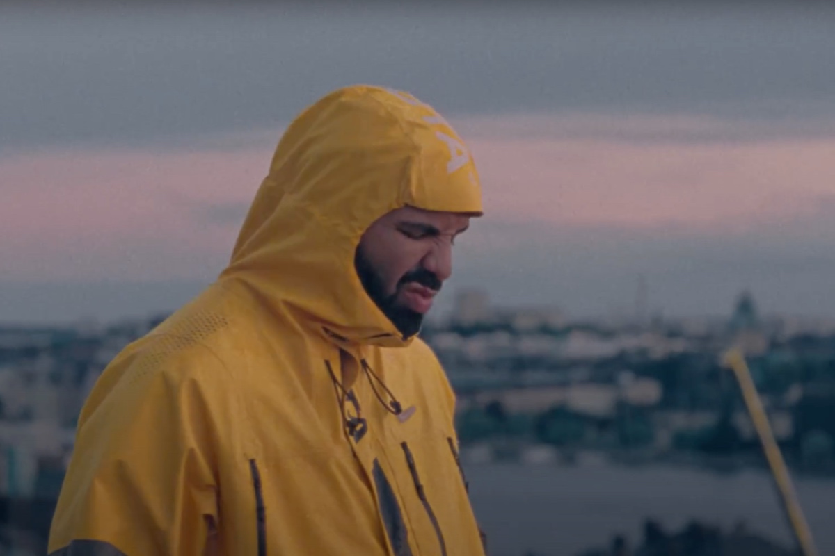 Get the Look: Drake in ‘Sticky’ Music Video