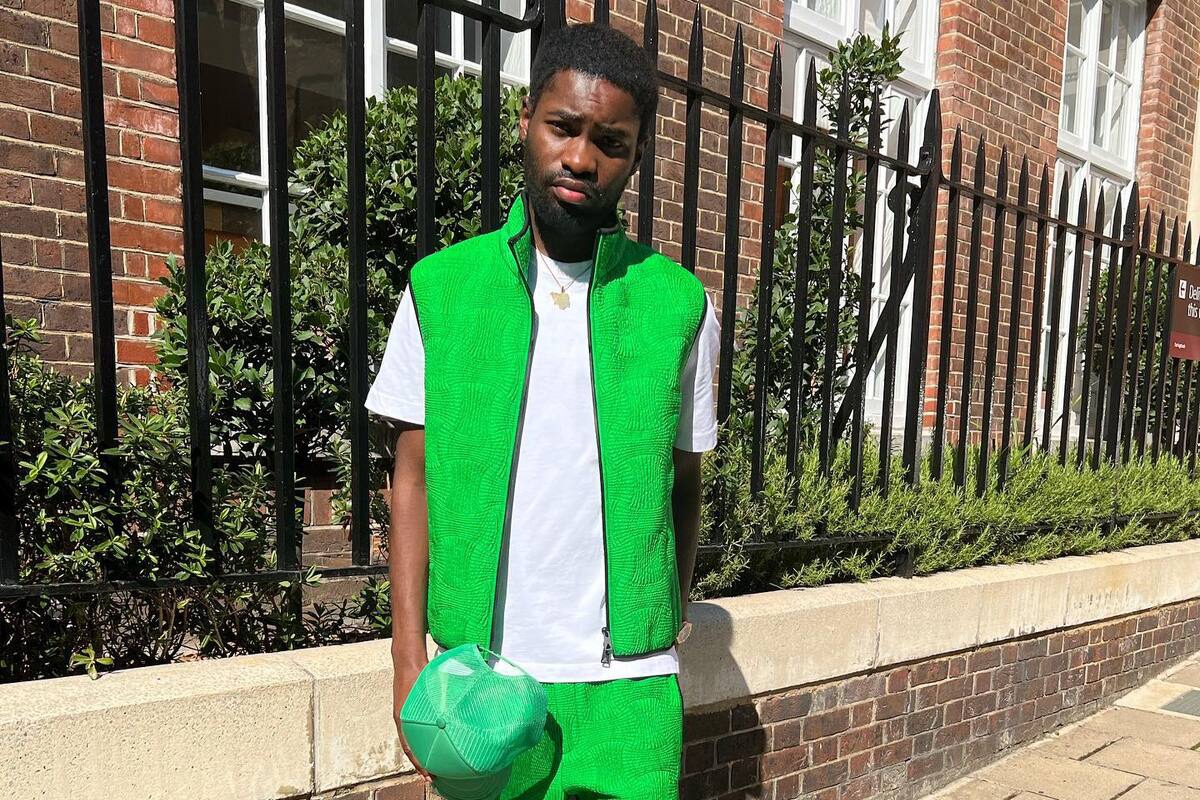SPOTTED: Dave Keeps it Green in Bottega Veneta & Louis Vuitton