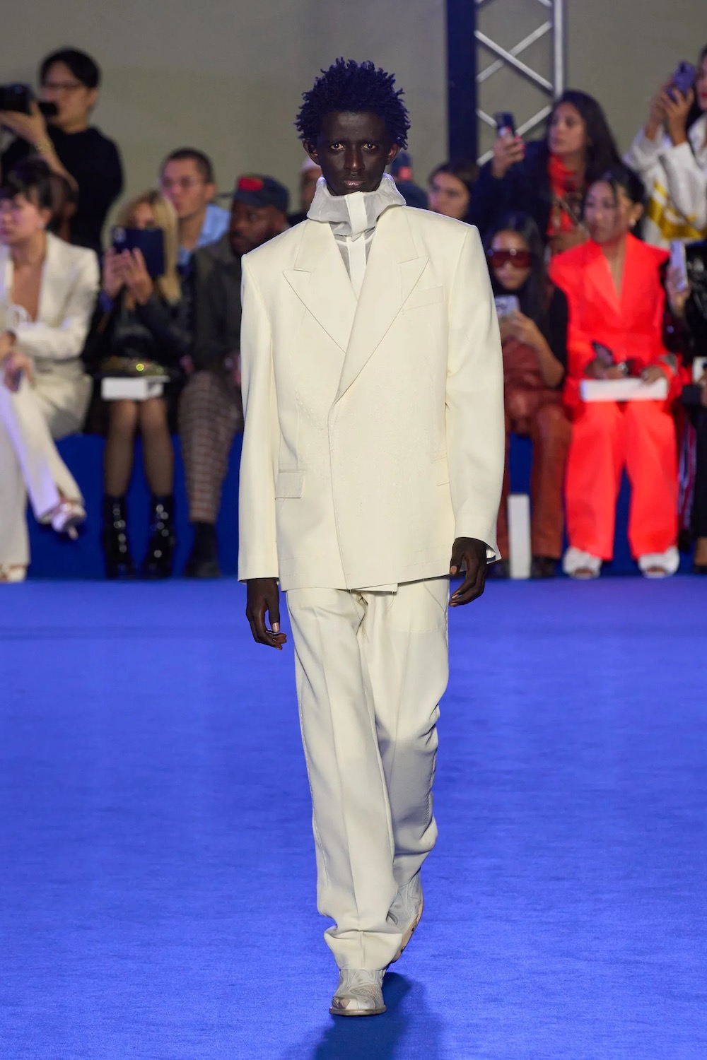 Off-White Men's RTW Spring 2023 Paris - Fashionably Male