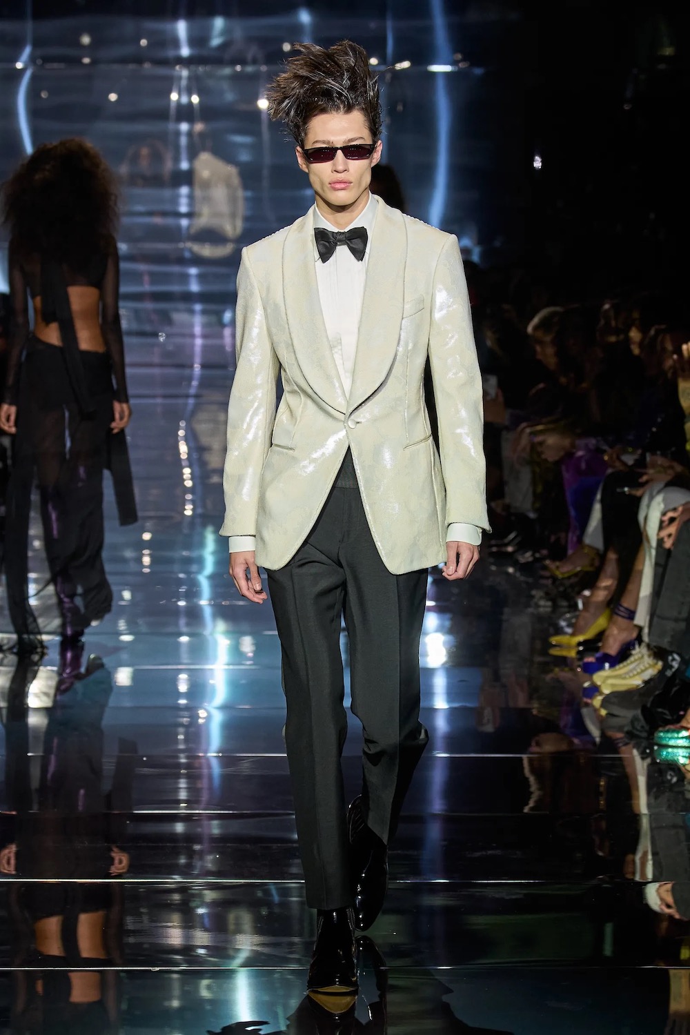 TOM FORD SPRING SUMMER 2023 WOMEN'S AND MEN'S COLLECTION - Numéro  Netherlands