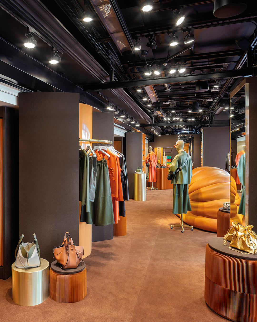 Loewe Brings their Tactile Surrealism to Harrods' New Pop-Up – PAUSE Online